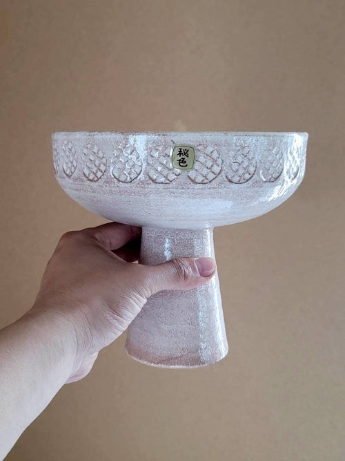 Beige Pedestal