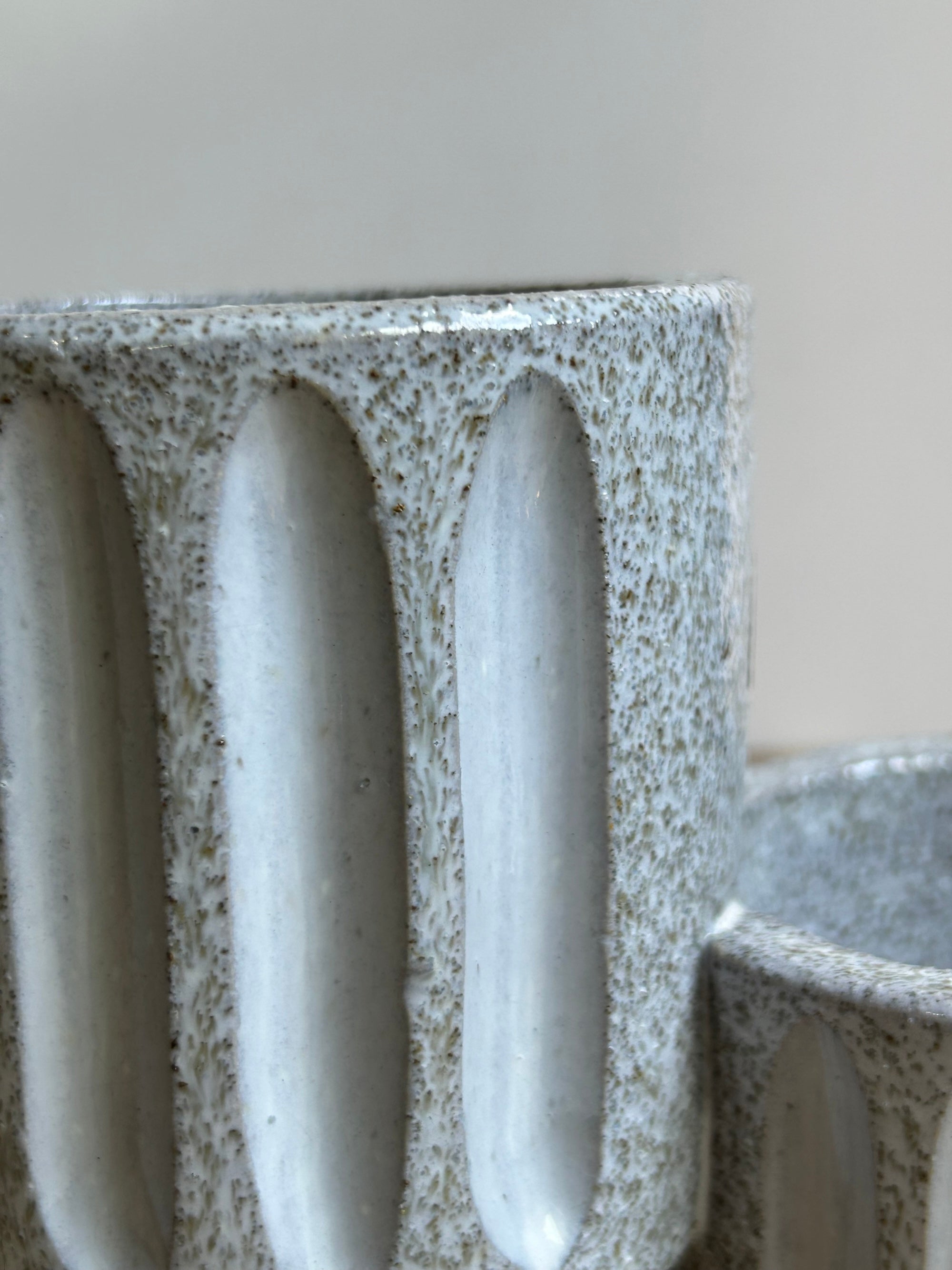 Grey Dual Well